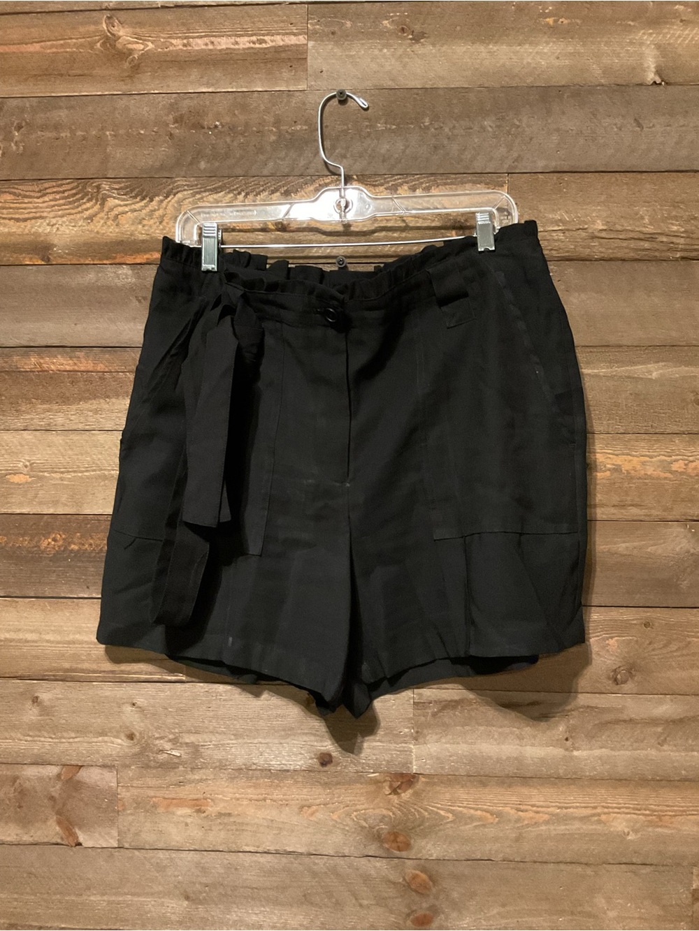 Nine West High Rise Paperbag Black Shorts Womens Size Large